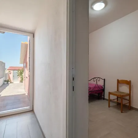 Apartment 10min Da Bosa Marina - Con Giardino E Parcheggio